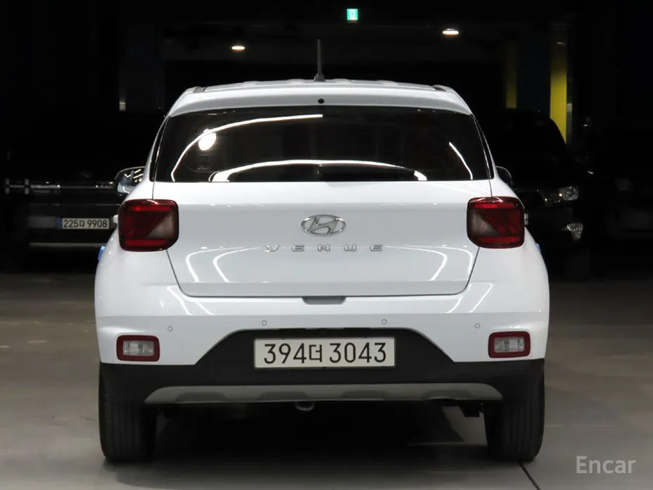 Фото 3 - Hyundai Venue