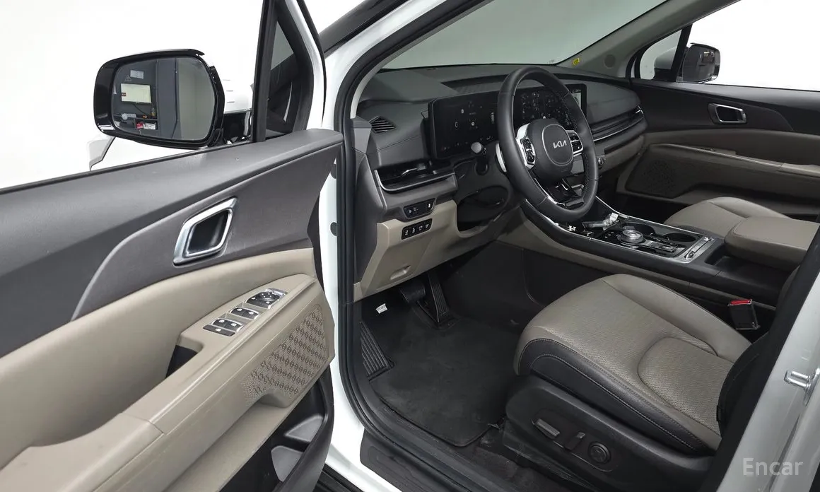 Фото 11 - Kia Carnival