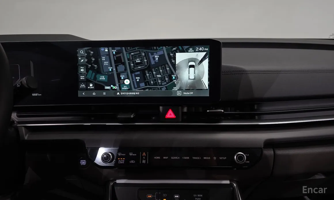 Фото 14 - Kia Carnival