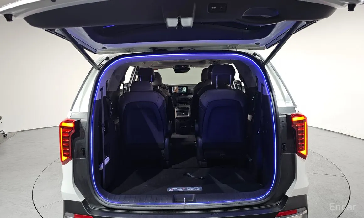 Фото 20 - Kia Carnival