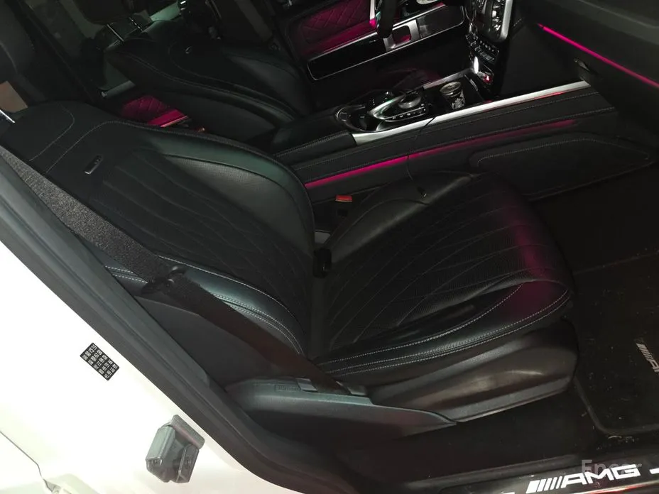 Фото 15 - Mercedes-Benz G-Class