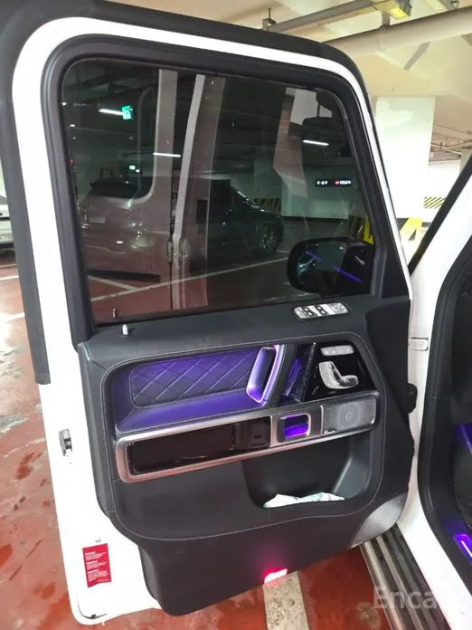 Фото 8 - Mercedes-Benz G-Class