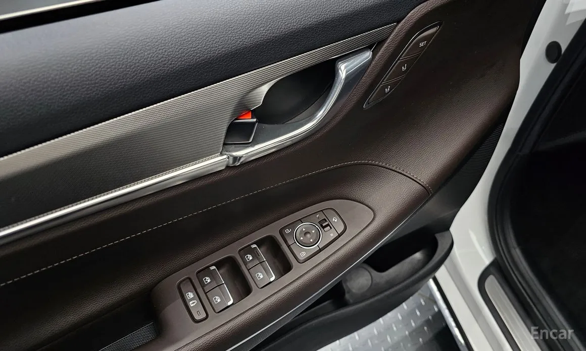 Фото 16 - Hyundai Grandeur