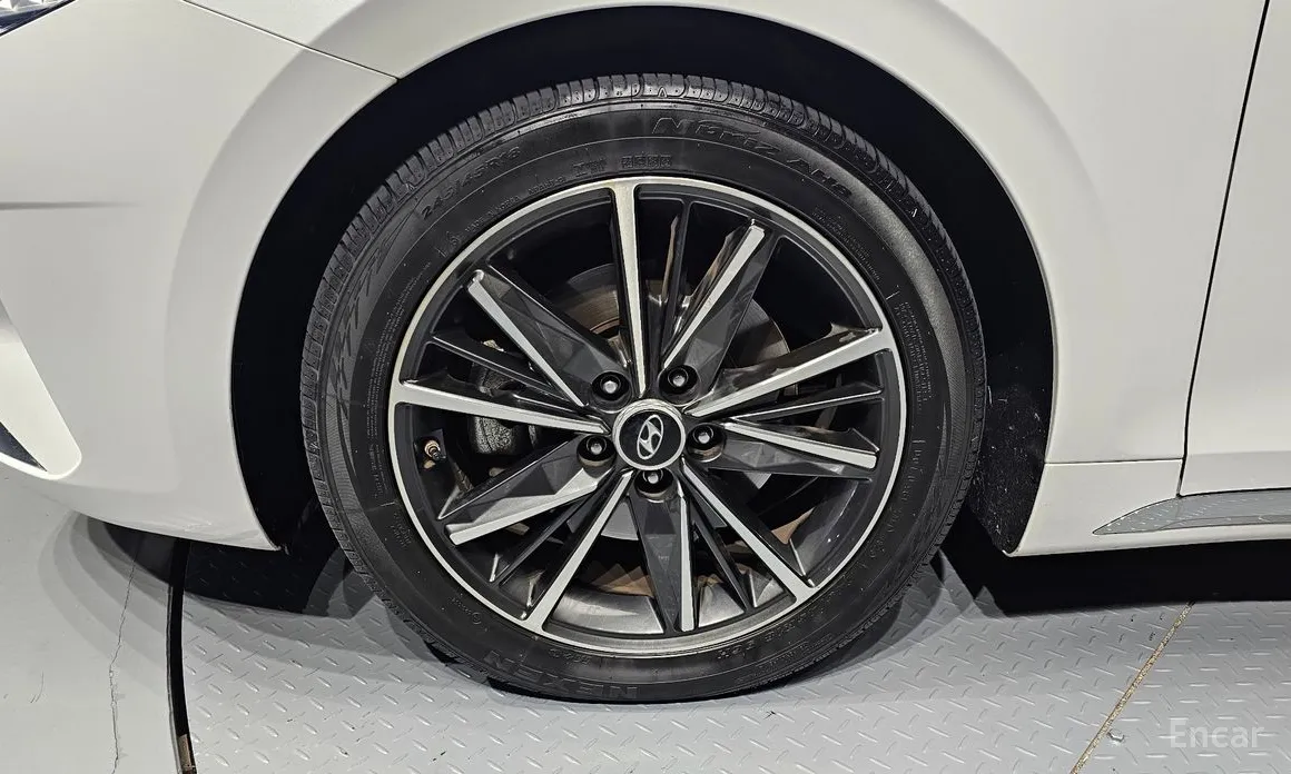 Фото 5 - Hyundai Grandeur