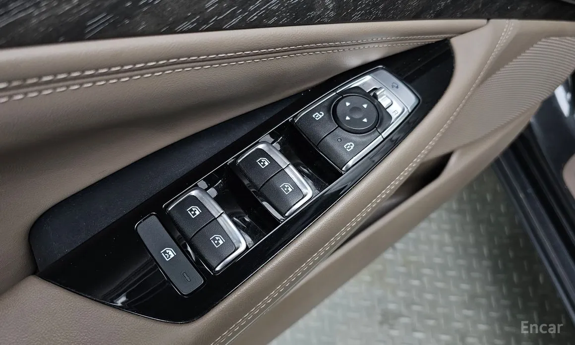 Фото 19 - Kia K8