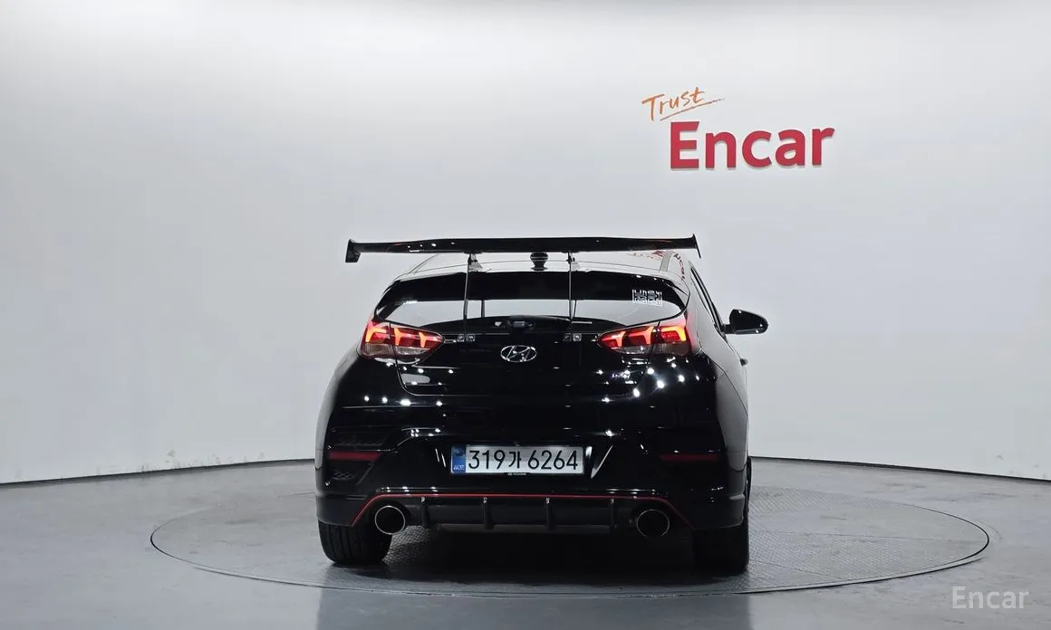 Фото 4 - Hyundai Veloster