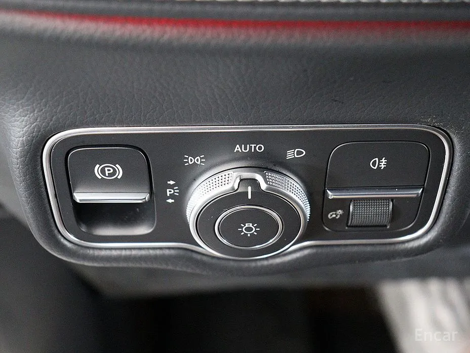 Фото 10 - Mercedes-Benz G-Class