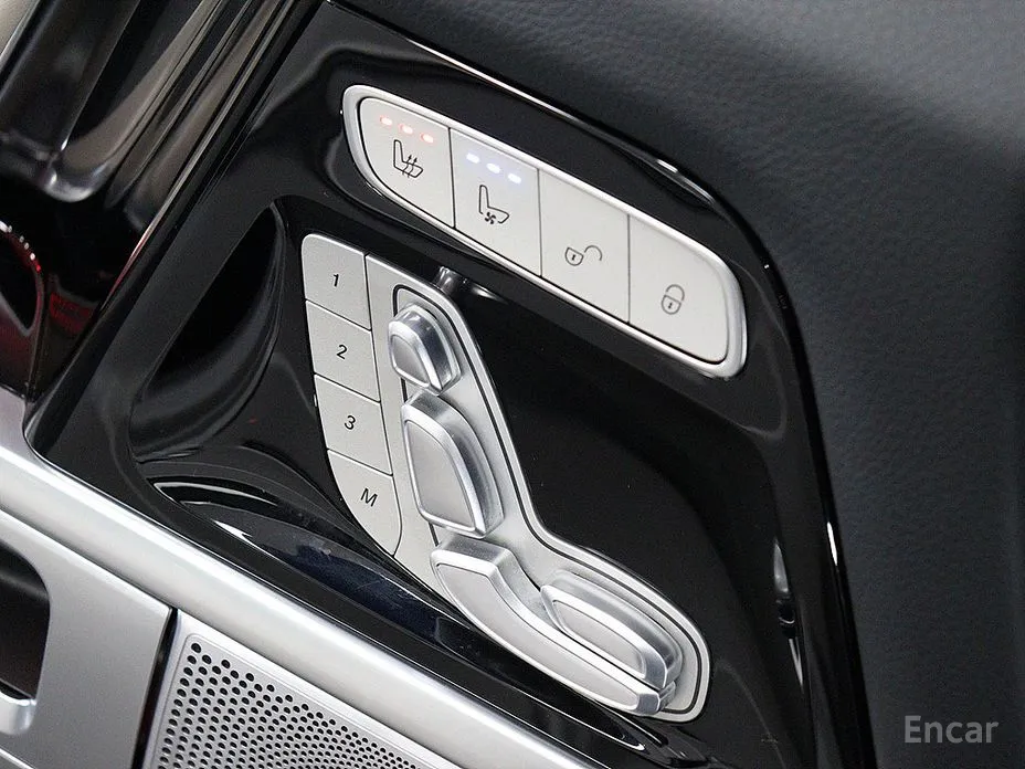 Фото 12 - Mercedes-Benz G-Class