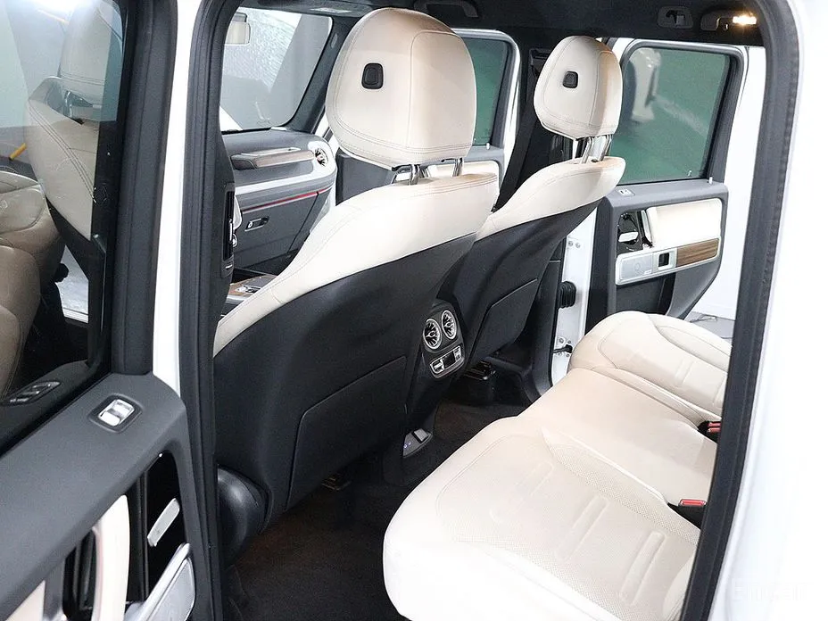 Фото 16 - Mercedes-Benz G-Class