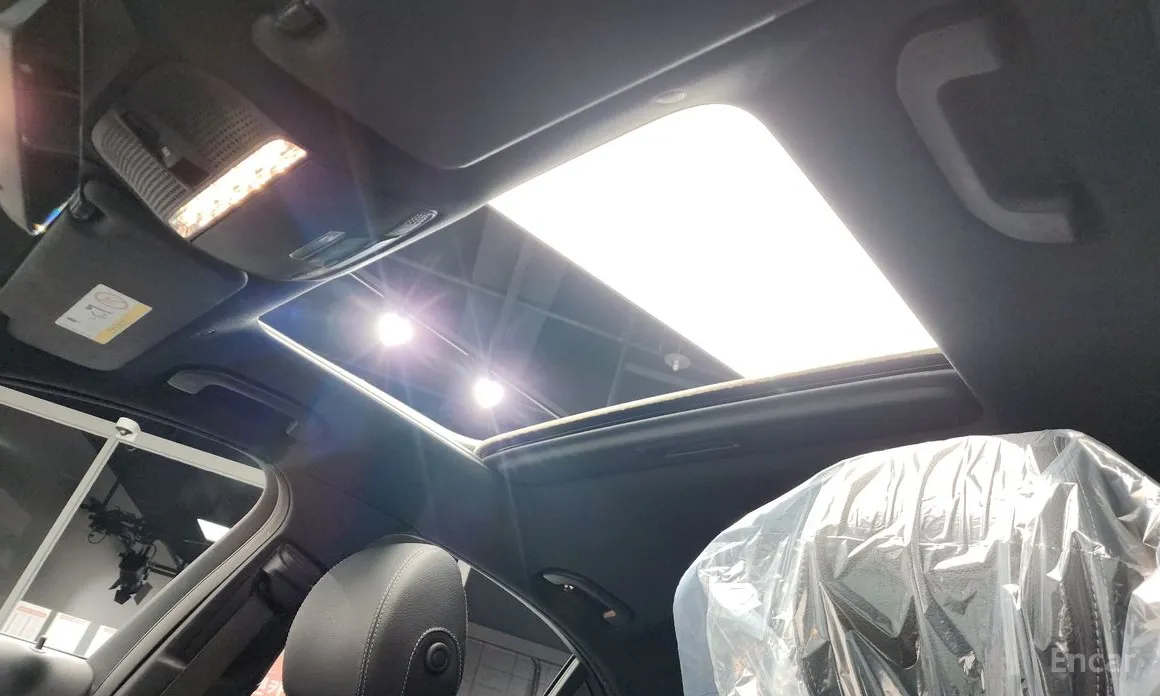 Фото 18 - Mercedes-Benz E-Class