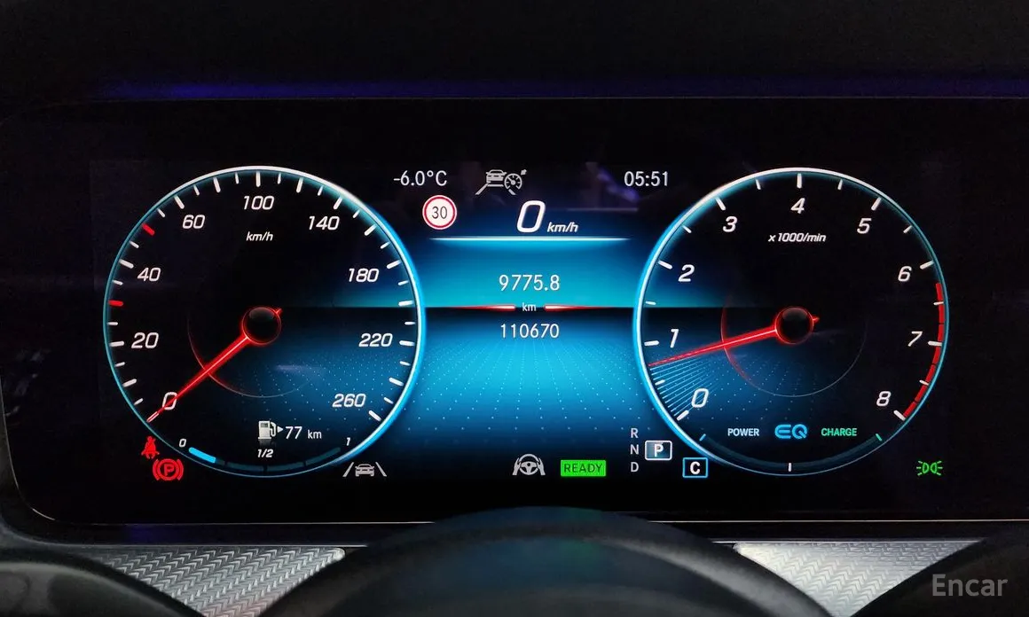 Фото 8 - Mercedes-Benz E-Class