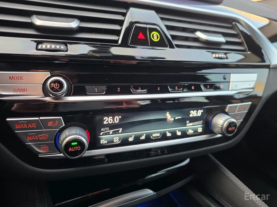 Фото 16 - BMW 5 Series