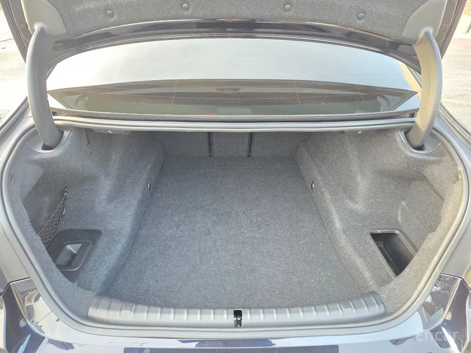 Фото 18 - BMW 5 Series