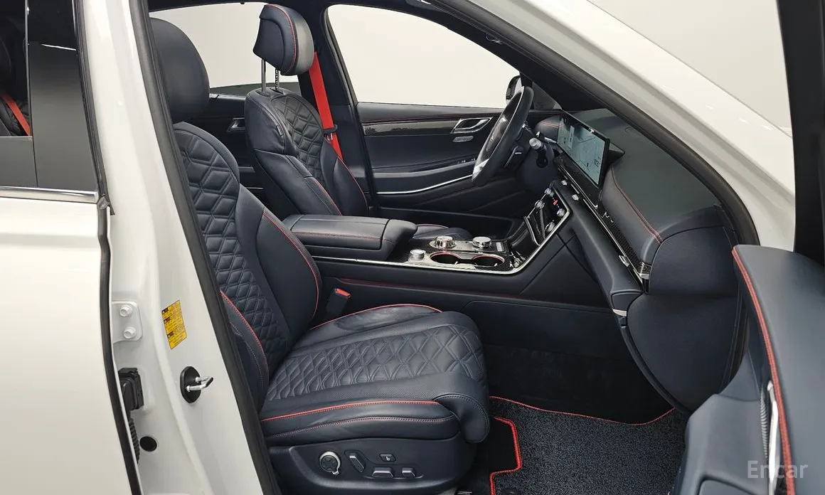 Фото 11 - Genesis GV80