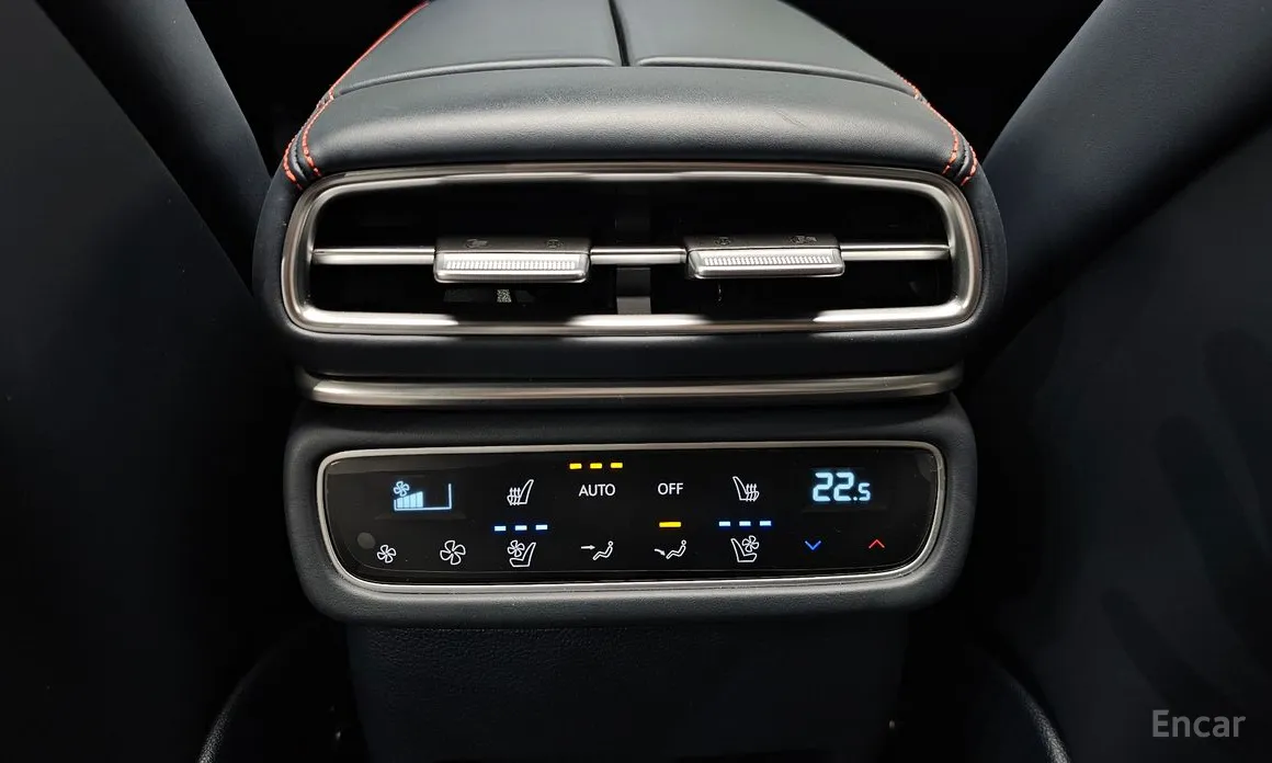 Фото 19 - Genesis GV80