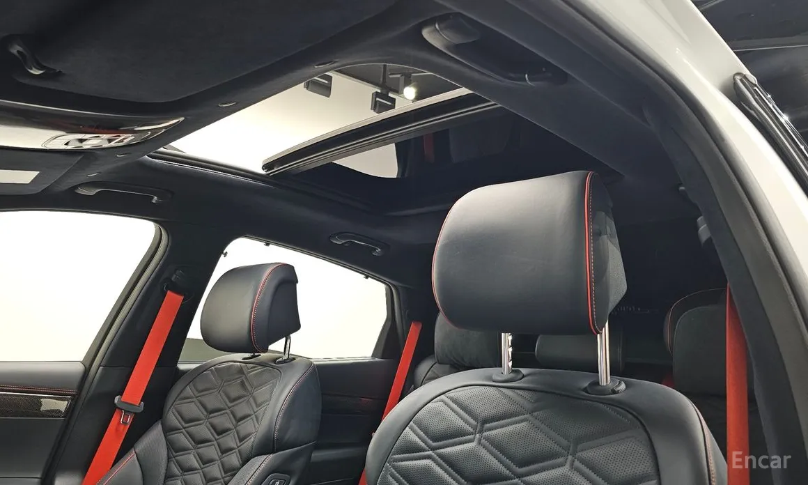 Фото 20 - Genesis GV80