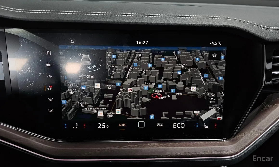 Фото 14 - Volkswagen Touareg