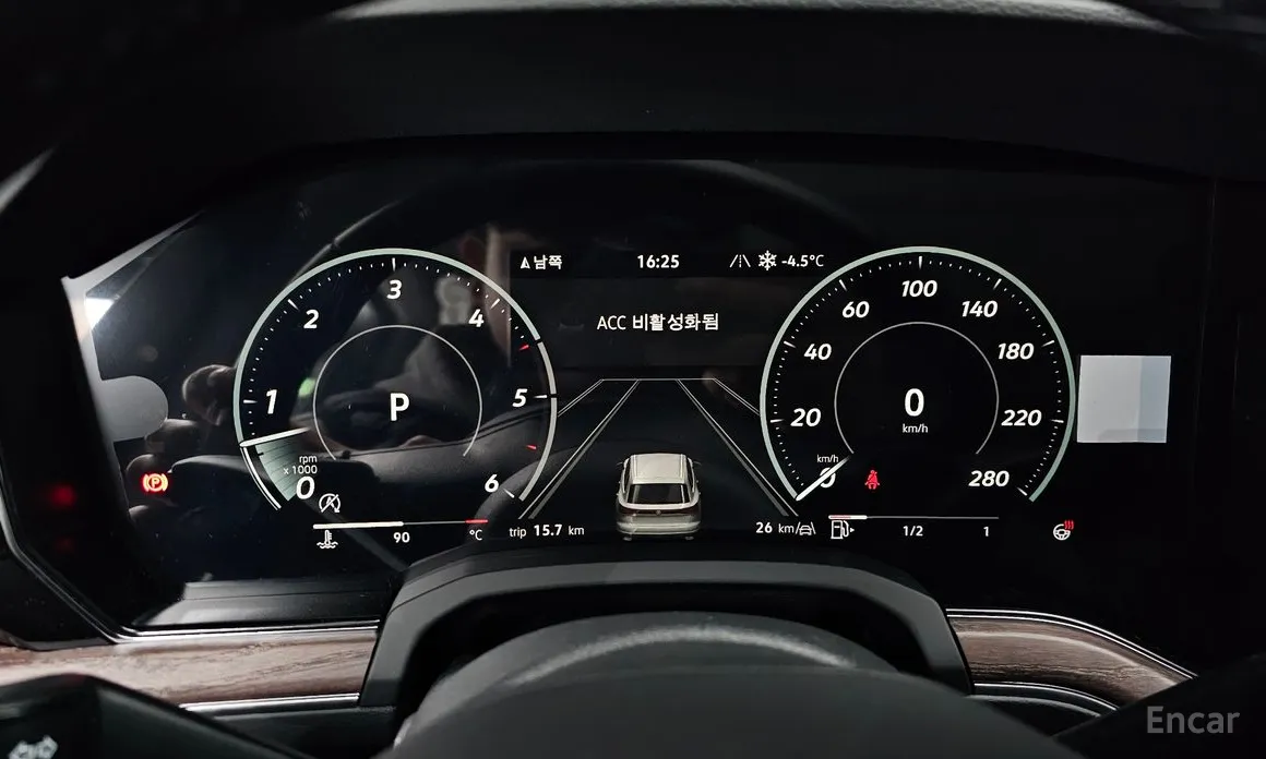 Фото 8 - Volkswagen Touareg