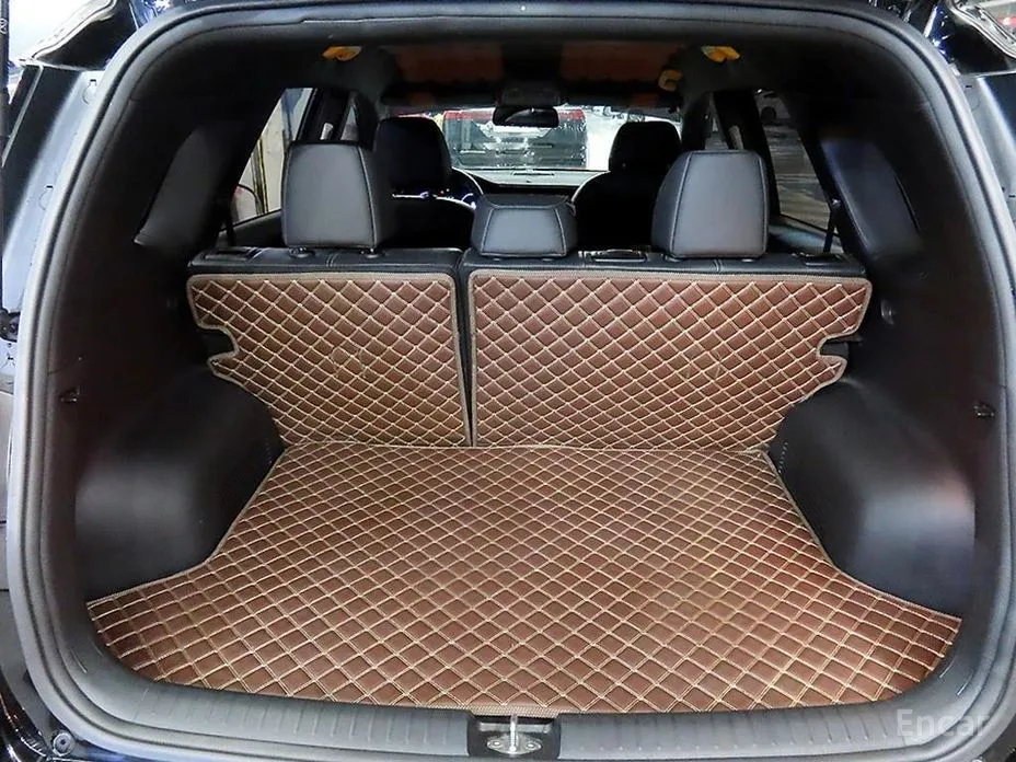 Фото 17 - Kia Niro