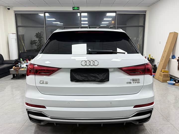 Фото 7 - Audi Q3