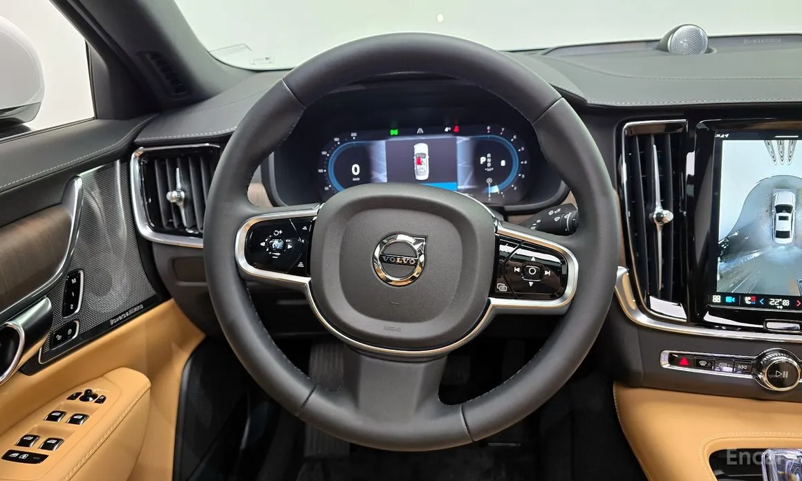 Фото 13 - Volvo S90