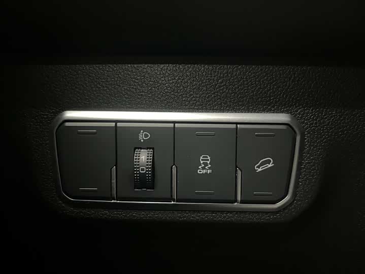 Фото 9 - Haval M6