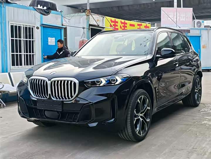 Фото 1 - BMW X5