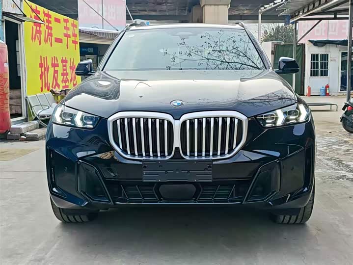 Фото 2 - BMW X5