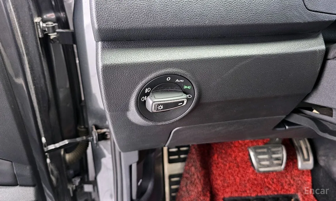 Фото 17 - Volkswagen T-Roc