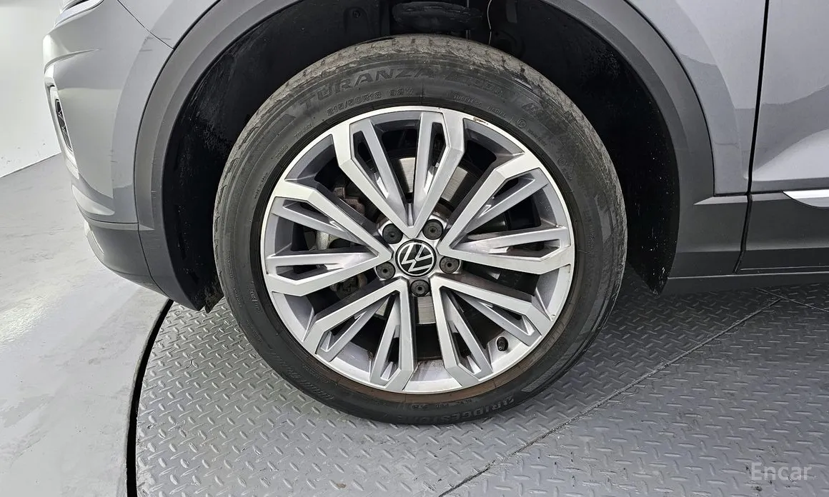 Фото 5 - Volkswagen T-Roc