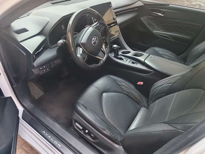 Фото 5 - Toyota Avalon