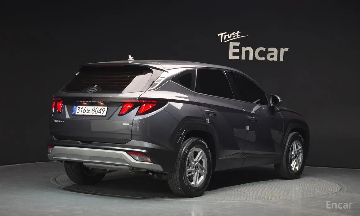 Фото 2 - Hyundai Tucson