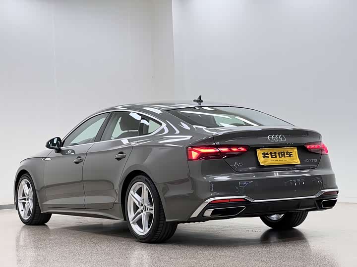 Фото 5 - Audi A5