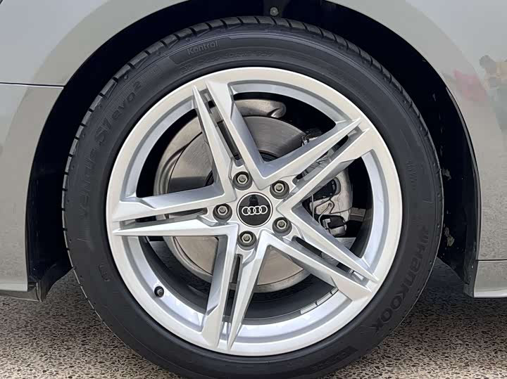 Фото 9 - Audi A5