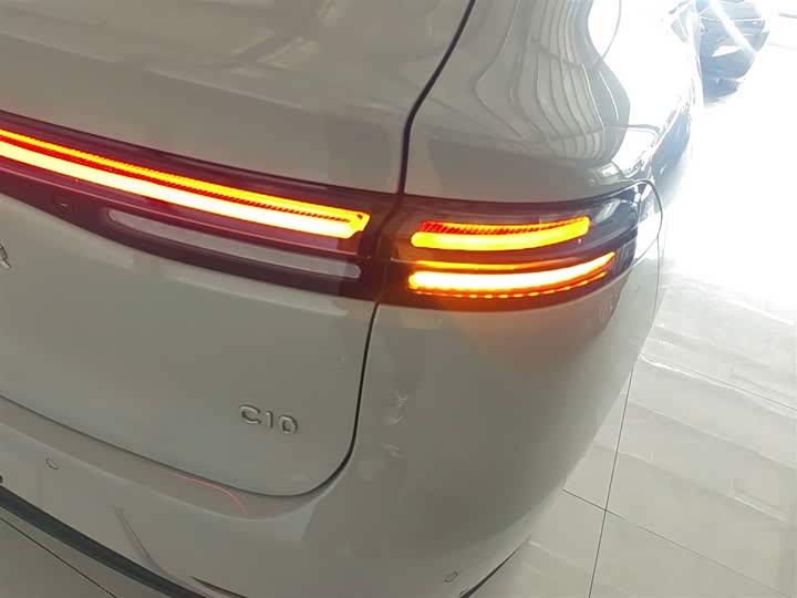 Фото 8 - Leapmotor C10