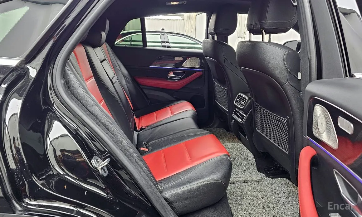 Фото 12 - Mercedes-Benz GLE-Class