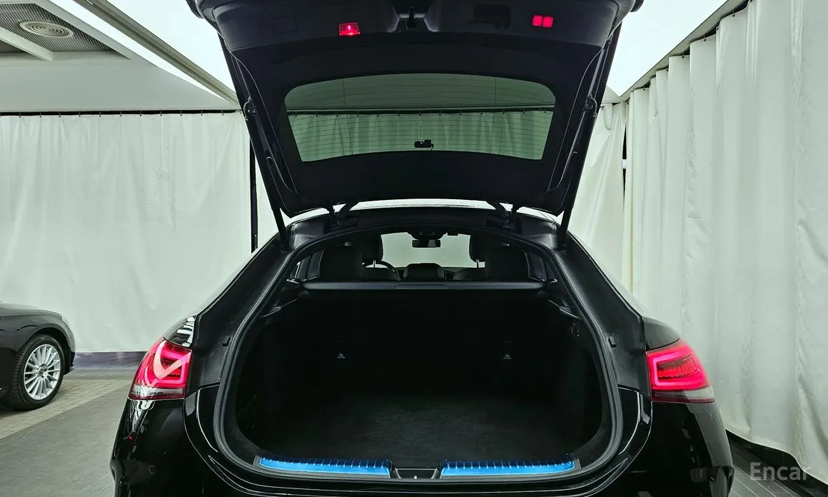 Фото 20 - Mercedes-Benz GLE-Class