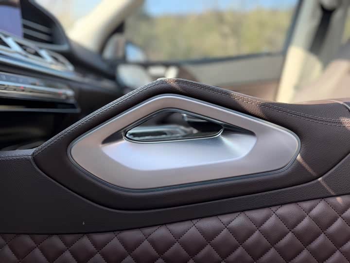 Фото 8 - Mercedes-Benz GLE-Class