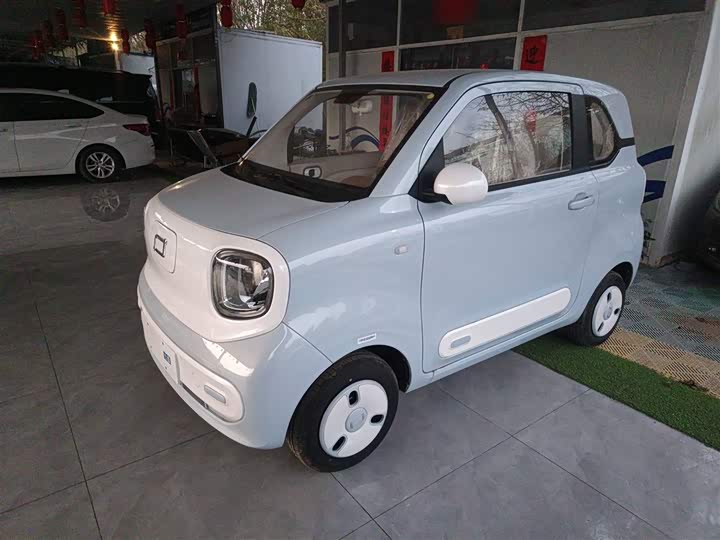 Фото 1 - Bestune Pony