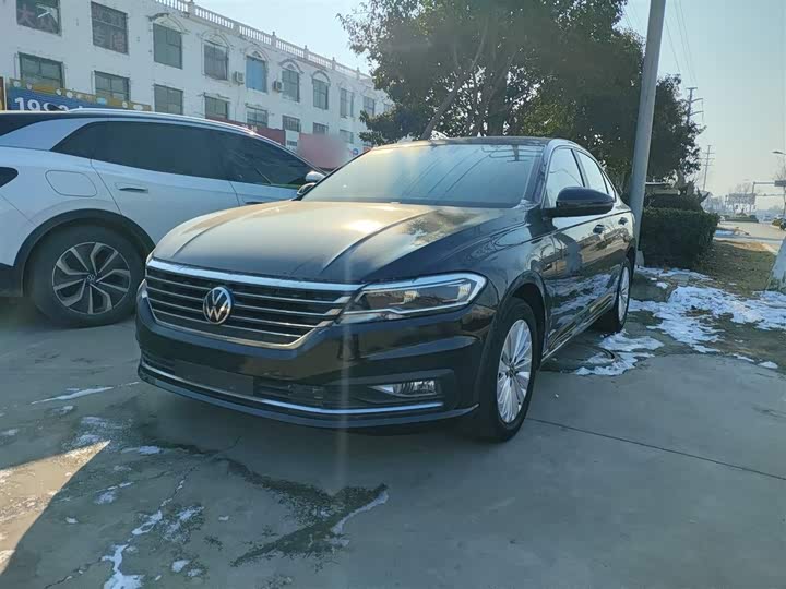 Фото 1 - Volkswagen Lavida