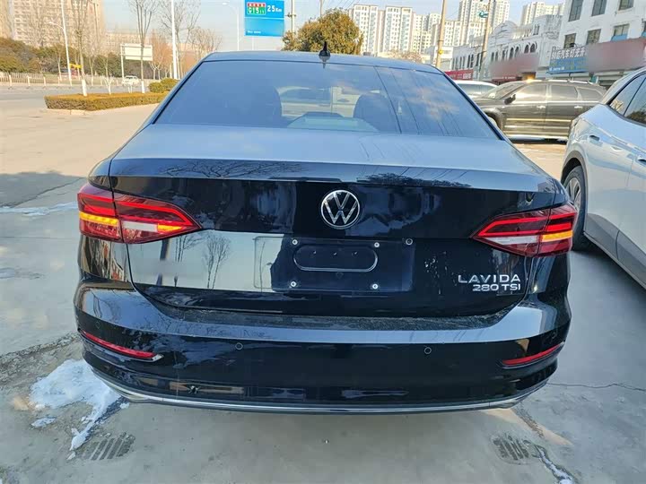 Фото 6 - Volkswagen Lavida