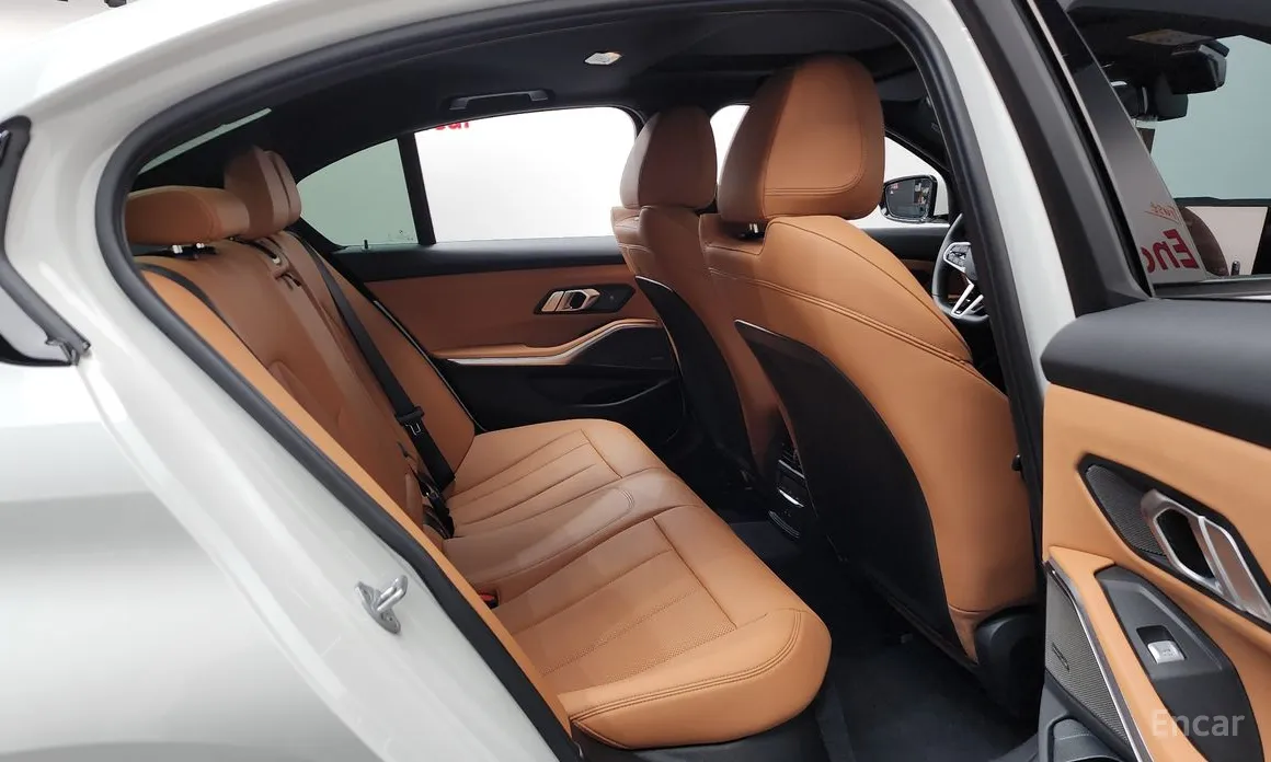 Фото 12 - BMW 3 Series