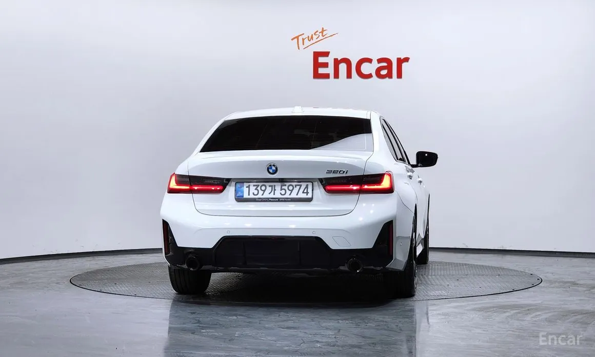 Фото 4 - BMW 3 Series