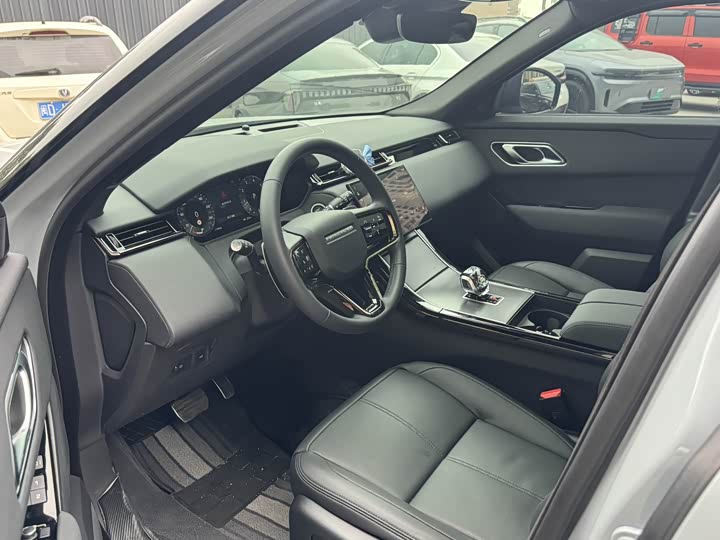 Фото 4 - Land Rover Range Rover Velar