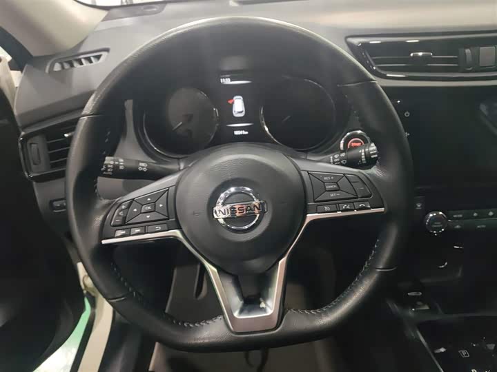 Фото 3 - Nissan X-Trail