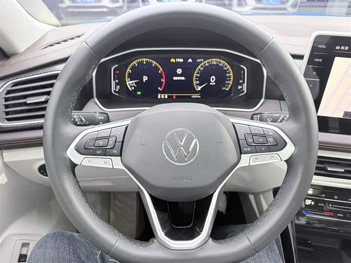 Фото 8 - Volkswagen Tayron