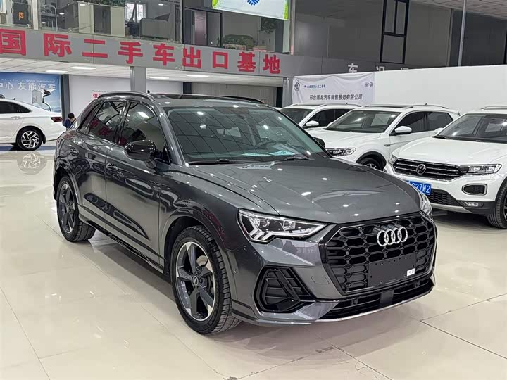 Фото 3 - Audi Q3