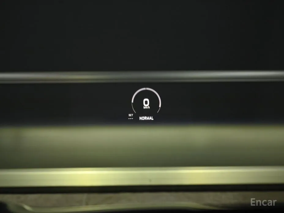 Фото 18 - Porsche Taycan