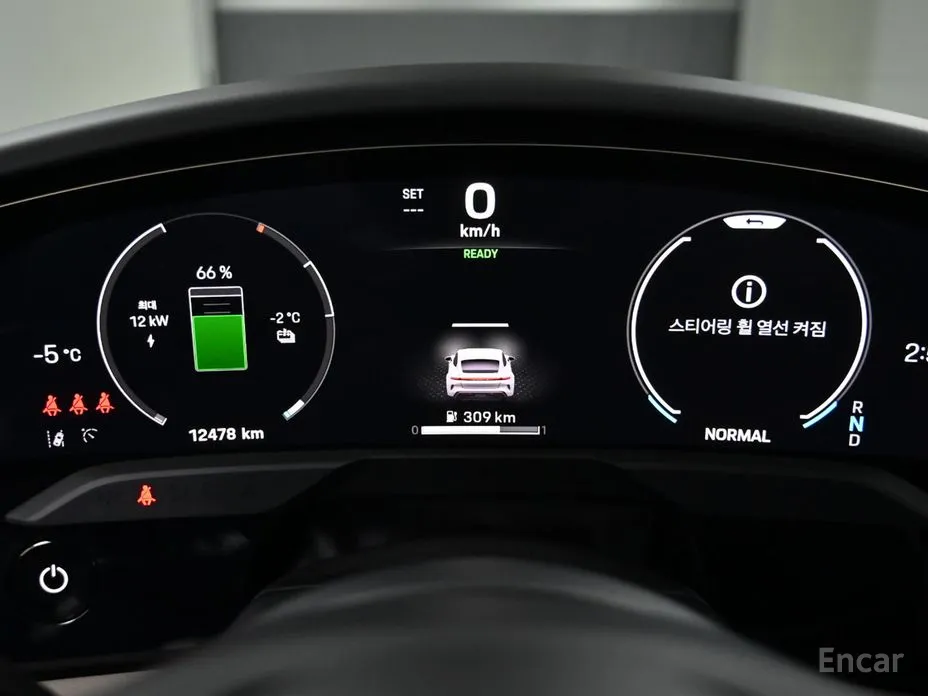 Фото 8 - Porsche Taycan