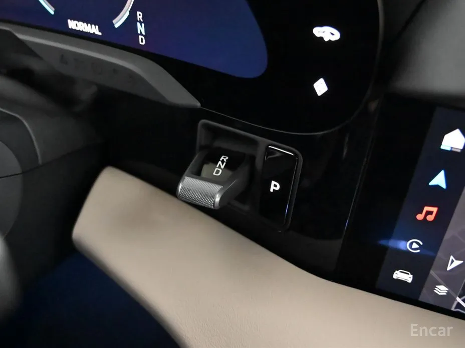 Фото 9 - Porsche Taycan